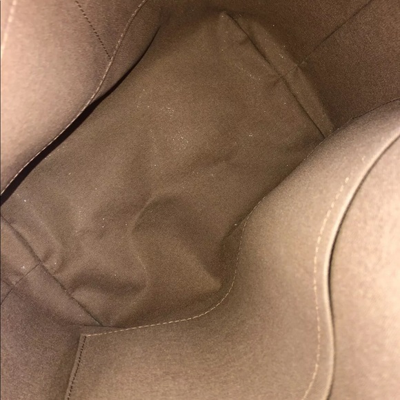 💎✨DISCONTINUED✨💎 TOTALLY MM LOUIS VUITTON - Picture 13 of 15